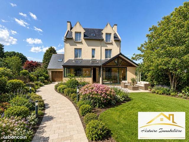 Propriété 8 pièces 188 m²