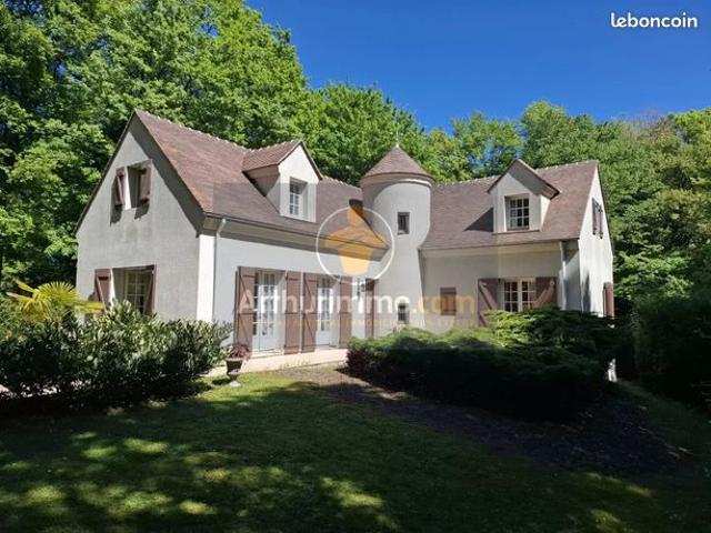 Propriété 8 pièces 188 m²