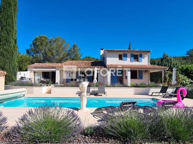 Propriété 8 pièces 180 m²