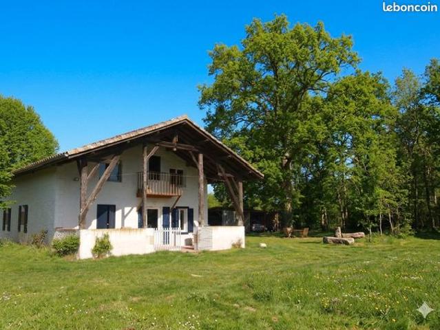 Propriété 8 pièces 180 m²
