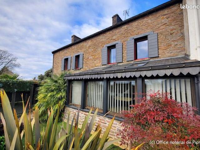 Propriété 8 pièces 180 m²
