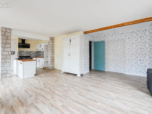 Propriété 8 pièces 180 m²