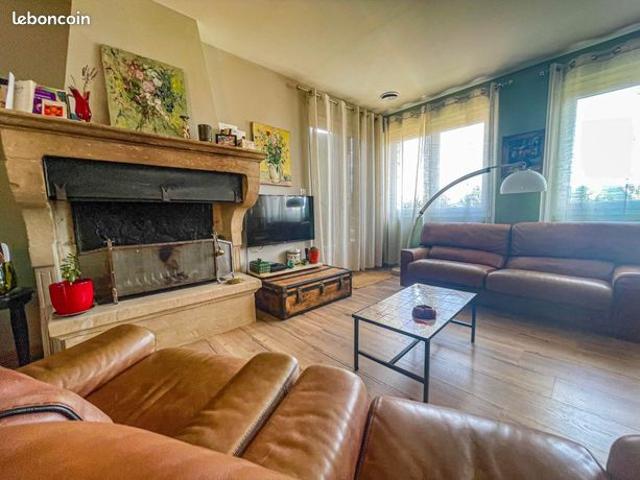 Propriété 8 pièces 181 m²