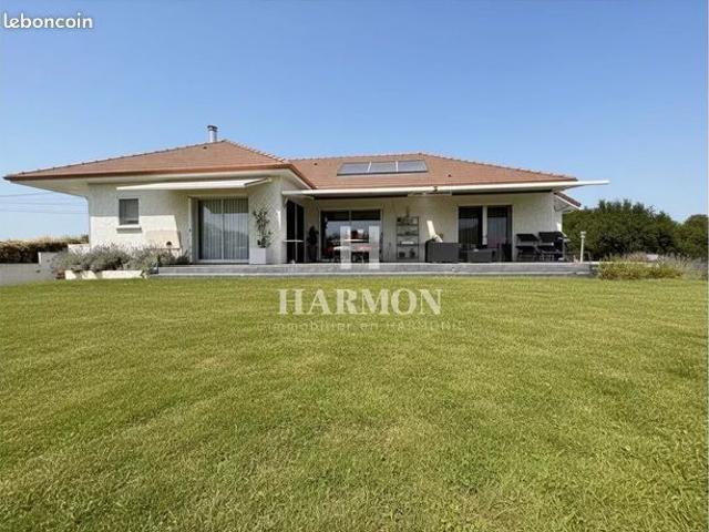 Propriété 8 pièces 182 m²
