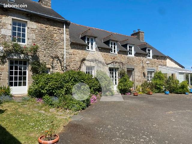 Propriété 8 pièces 183 m²