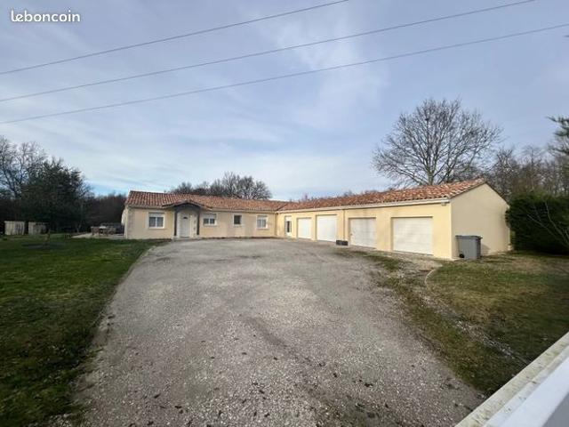 Propriété 8 pièces 183 m²