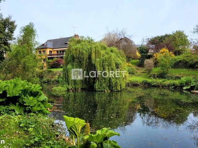 Propriété 8 pièces 183 m²