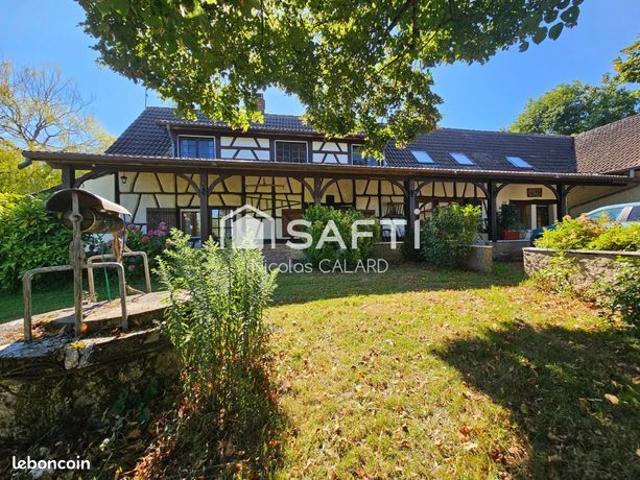 Propriété 8 pièces 194 m²