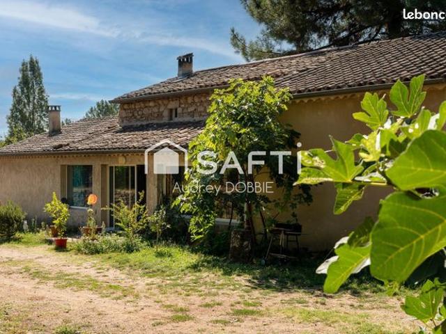 Propriété 8 pièces 195 m²