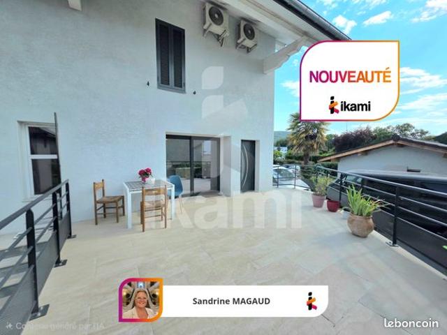 Propriété 8 pièces 195 m²