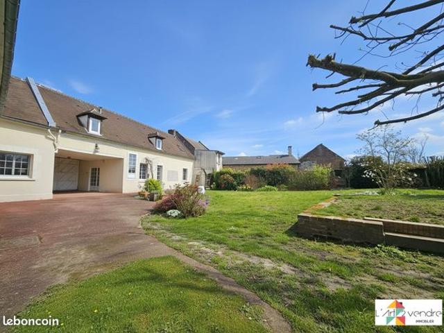 Propriété 8 pièces 196 m²