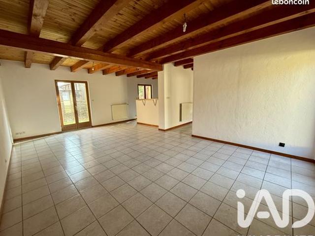 Propriété 8 pièces 197 m²