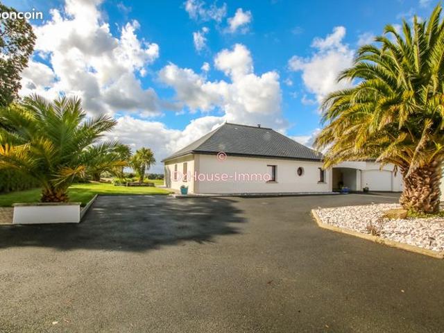 Propriété 8 pièces 198 m²