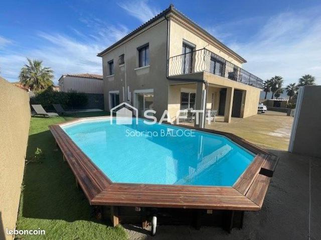 Propriété 8 pièces 198 m²