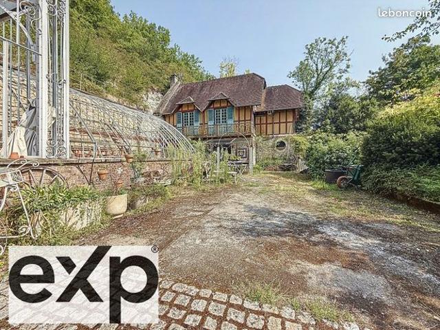 Propriété 8 pièces 199 m²