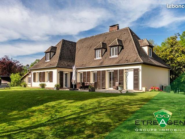 Propriété 8 pièces 190 m²