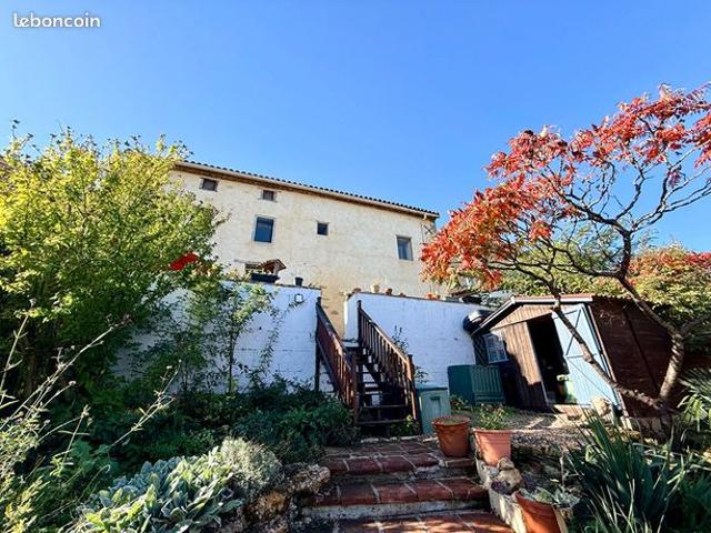 Propriété 8 pièces 190 m²