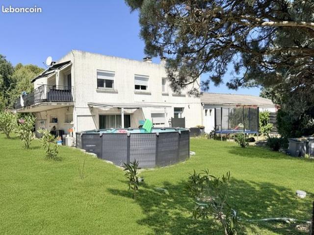 Propriété 8 pièces 190 m²