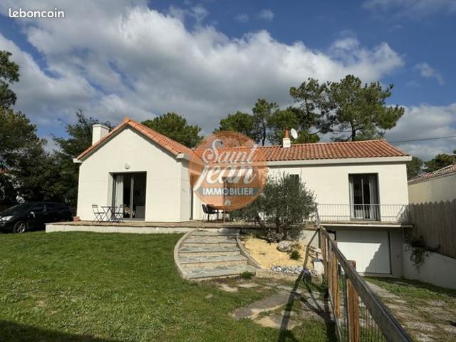 Propriété 8 pièces 191 m²
