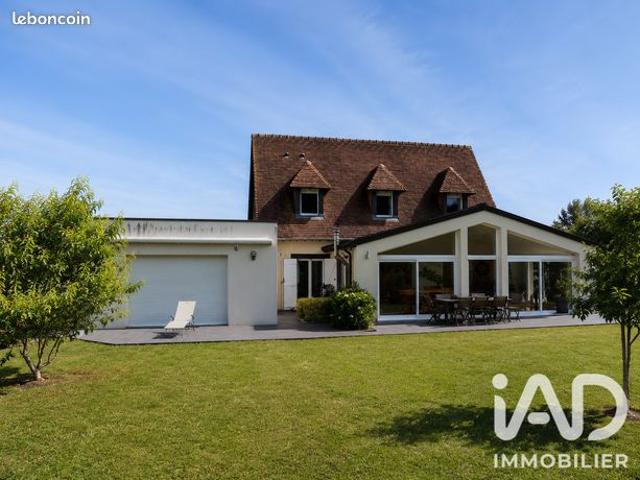 Propriété 8 pièces 191 m²