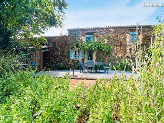 Propriété 8 pièces 191 m²