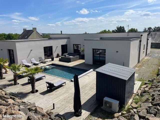 Propriété 8 pièces 193 m²