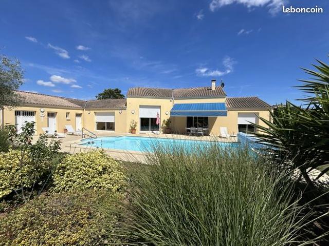 Propriété 8 pièces 204 m²