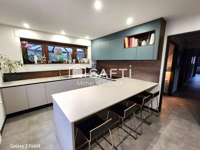 Propriété 8 pièces 204 m²