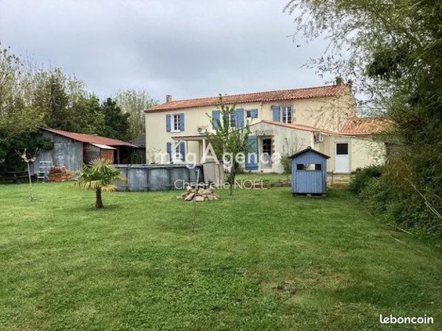 Propriété 8 pièces 205 m²
