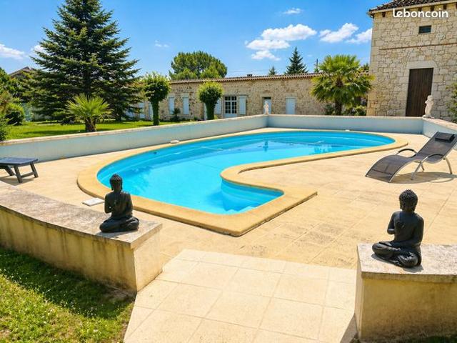 Propriété 8 pièces 205 m²