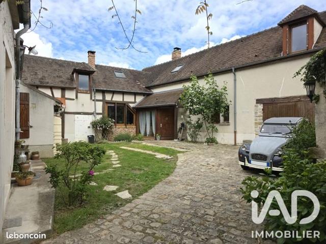 Propriété 8 pièces 205 m²