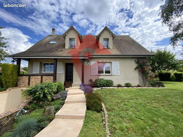 Propriété 8 pièces 205 m²
