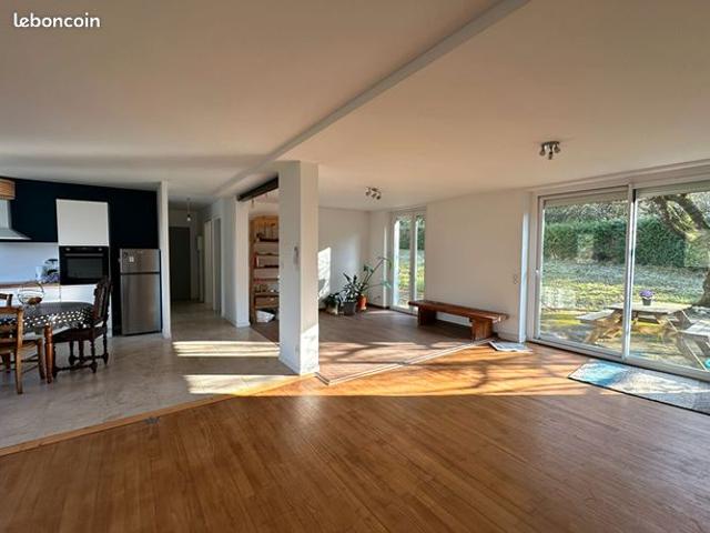 Propriété 8 pièces 205 m²