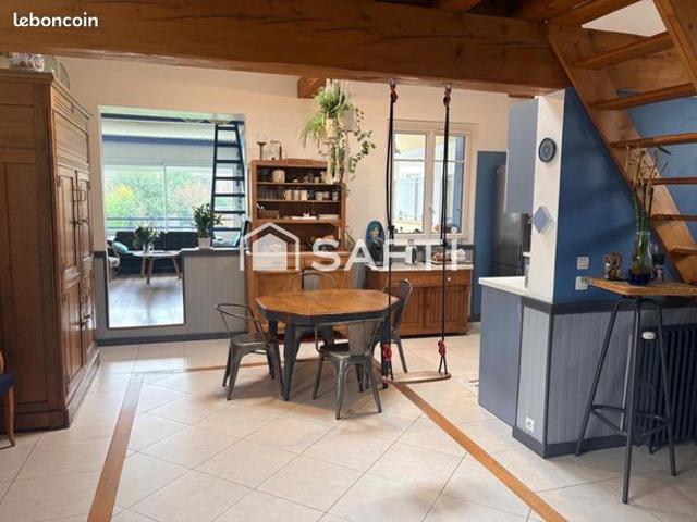 Propriété 8 pièces 205 m²