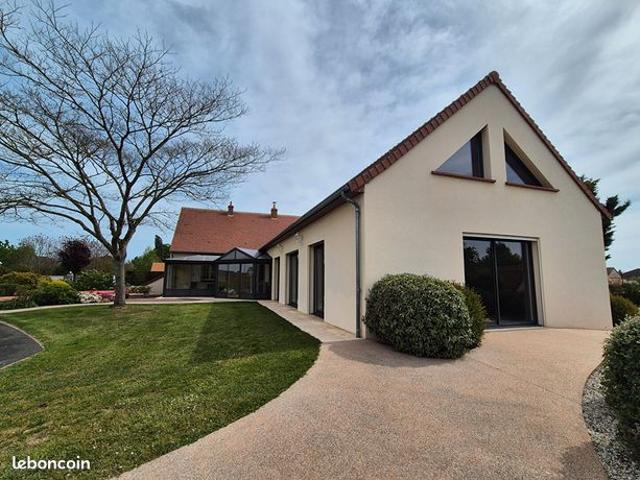 Propriété 8 pièces 207 m²