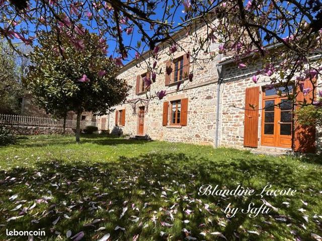 Propriété 8 pièces 207 m²
