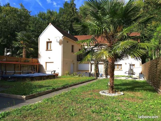 Propriété 8 pièces 207 m²