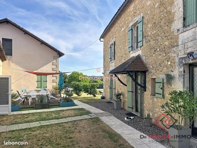 Propriété 8 pièces 208 m²