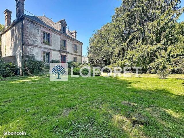 Propriété 8 pièces 209 m²