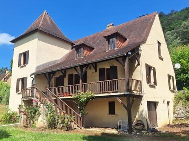 Propriété 8 pièces 209 m²