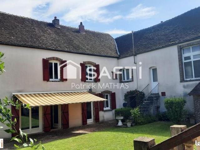 Propriété 8 pièces 200 m²