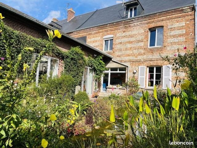 Propriété 8 pièces 200 m²