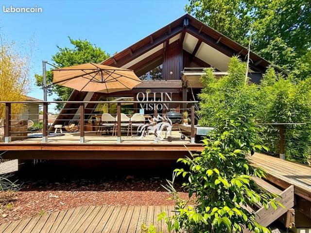 Propriété 8 pièces 200 m²