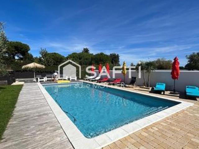 Propriété 8 pièces 200 m²