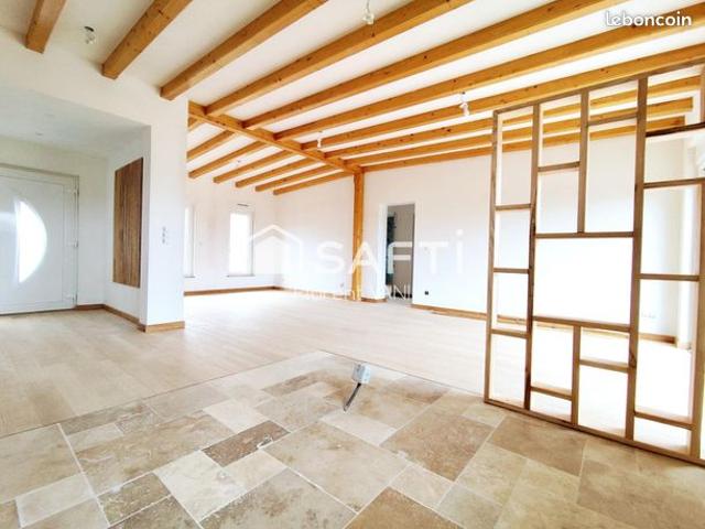 Propriété 8 pièces 200 m²