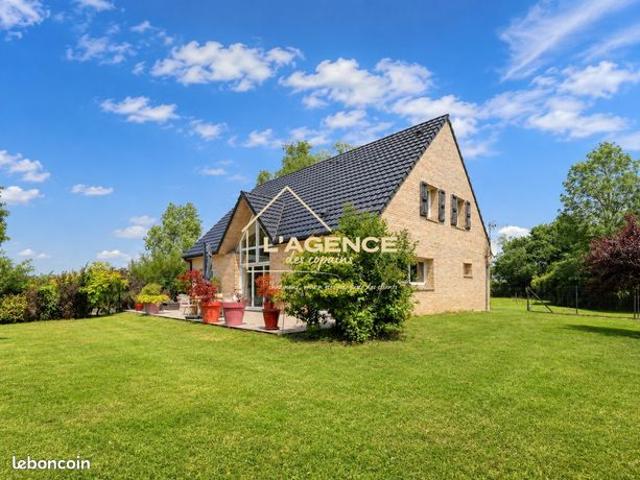Propriété 8 pièces 200 m²