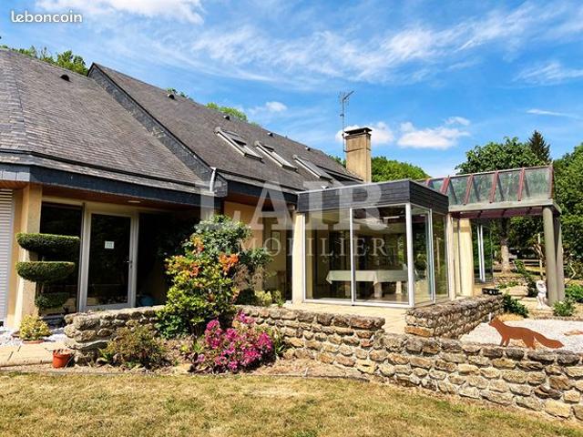 Propriété 8 pièces 200 m²