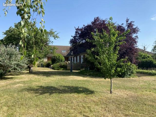 Propriété 8 pièces 200 m²