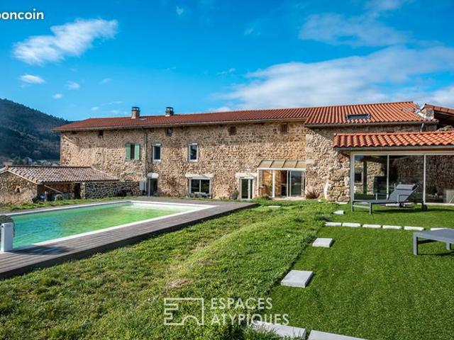 Propriété 8 pièces 200 m²