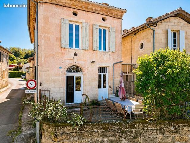 Propriété 8 pièces 200 m²
